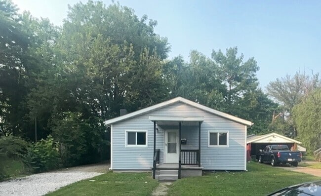 Building Photo - 1617 Courtney Blvd Rental