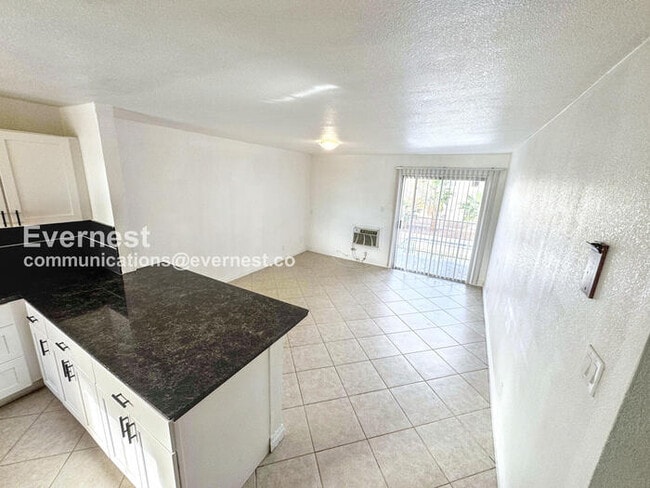 Photo - 5396 S Swenson St Unidad 30