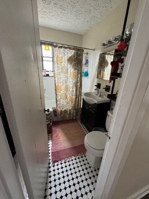 Photo - 13051 Larchmere Blvd