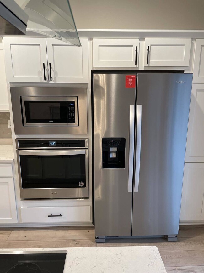 Photo - 5853 41st St S