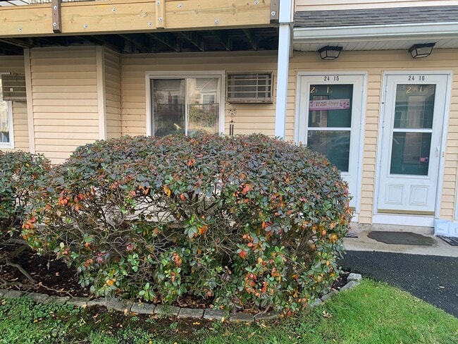 Photo - 8 Rose Ln Unit APT 24-15