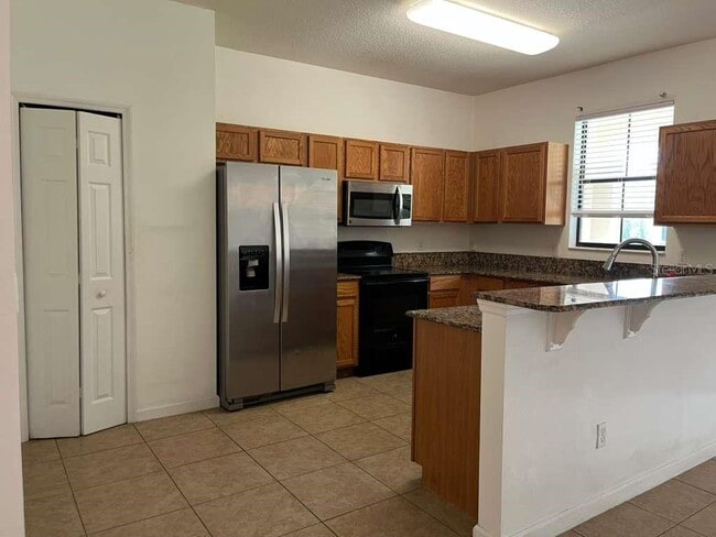 1712 Portofino Meadows Blvd