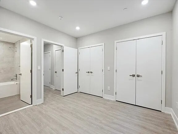 Photo - 2011 N Randolph St Unidad 10