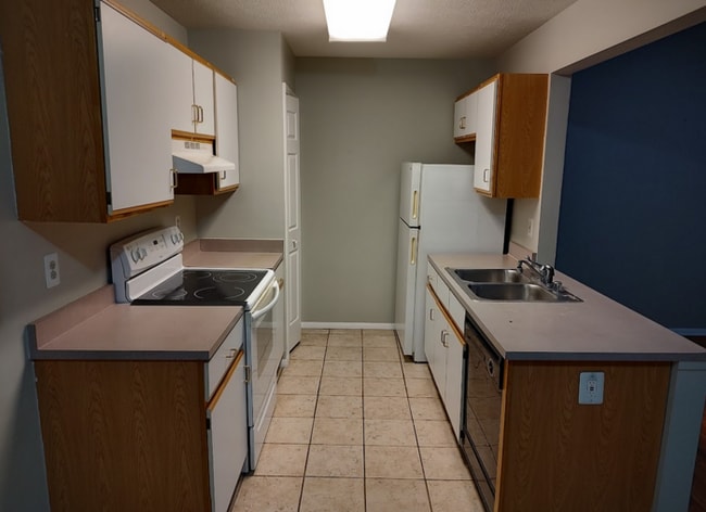 Photo - 2Br/2Ba Townhome in the J-town/Ferncreek area