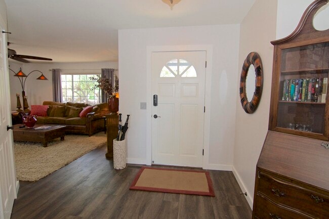 Photo - 1444 Vista Rd