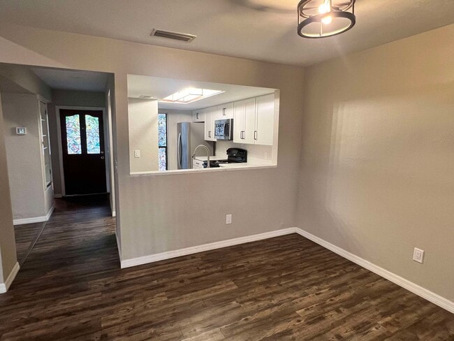 Photo - 5422 SW 4th Pl