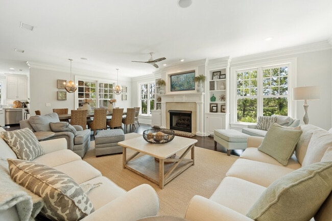 Photo - 743 Collins Meadow Dr Unit SI ID1472159P