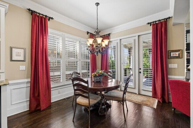 Photo - 1870 Haven Park Cir