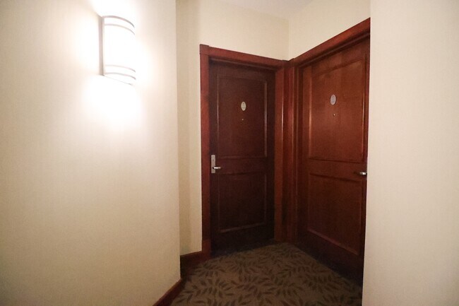 Photo - 234 Rideau St