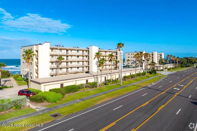 Building Photo - 1455 Jimmy Buffett Mem Hwy Unit 412