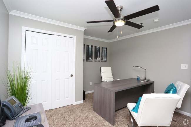 Photo - Serene at Woodlake Apartments