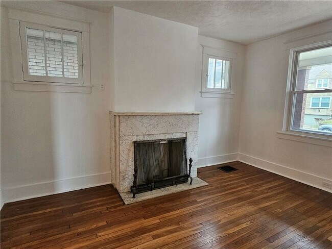 Photo - 1301 Broadway Ave