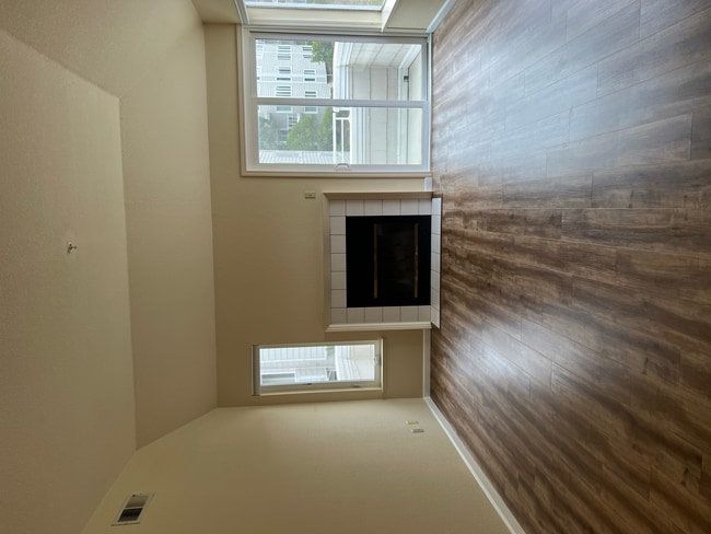 Photo - 425 Mountain View Dr Unit #2
