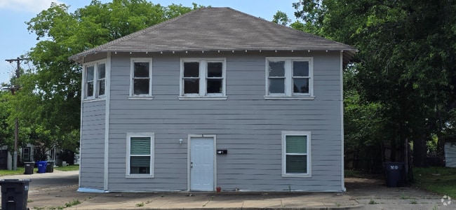 Building Photo - 2800B Trice Ave Rental