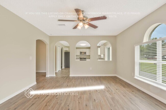 Photo - 10 Tamiami Way