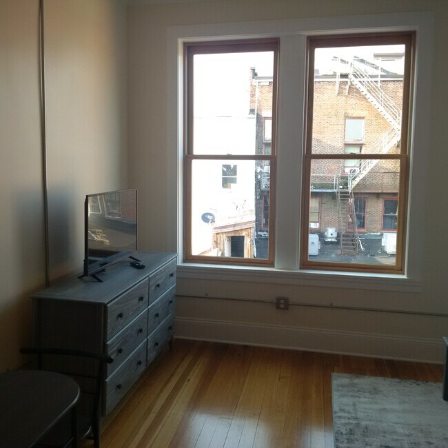 Photo - 38 Green St Unidad 301