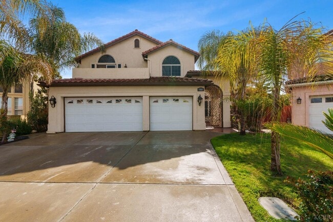 Photo - 960 Vista Pl