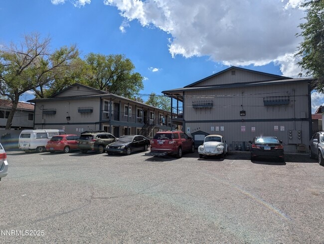 Building Photo - 1494 Lewis St Unit 1