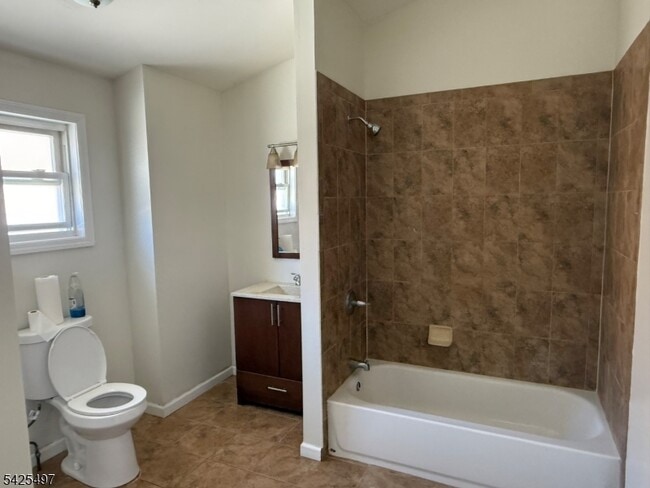 Photo - 74 Spring St