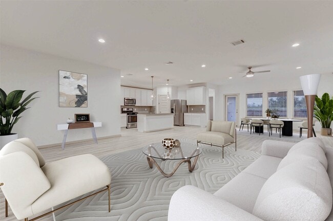 Building Photo - 3532 Midwest Dr Unit C