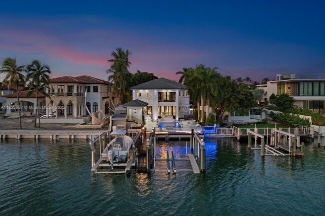 Photo - 176 S Hibiscus Dr