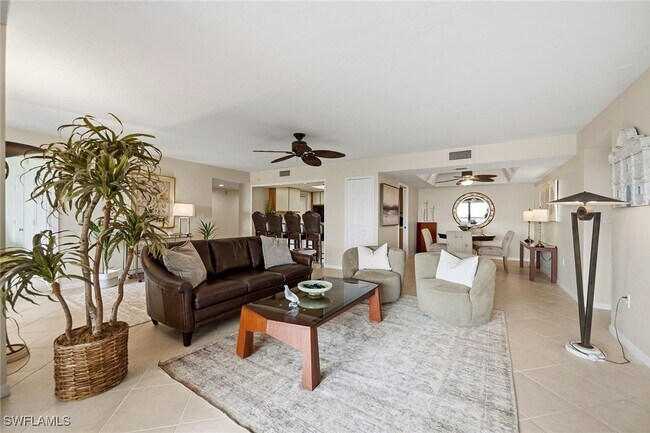 Photo - 5601 Turtle Bay Dr Unidad 2003