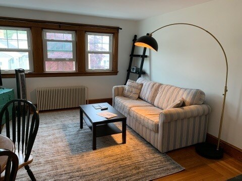 Photo - 27 Vaughan Ave Unit 2