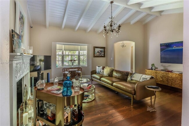 Photo - 1260 La Mancha Ave