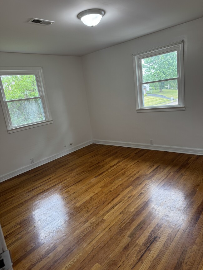 Photo - 3005 Shipley St