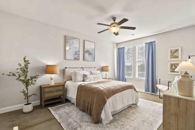 Building Photo - Comet Westgate