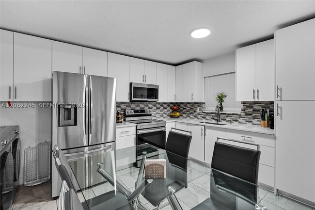 Photo - 329 W 68th St Unit 203