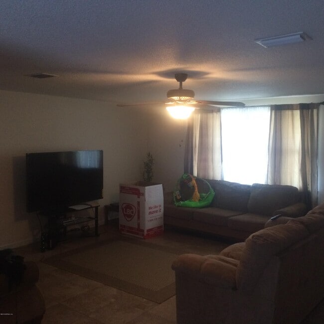 Photo - 2897 Gatling Blvd