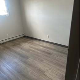 Photo - 13516-102 102 St NW Unit 210