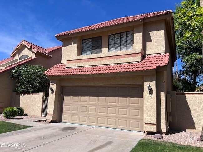 Building Photo - 4568 W Ivanhoe St