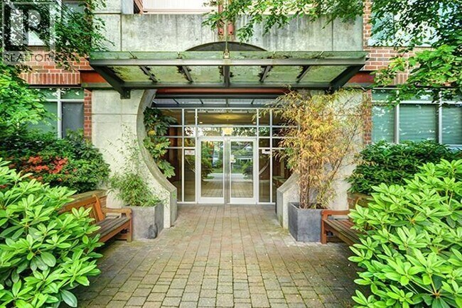 Photo - 9288 Odlin Rd Unit 232