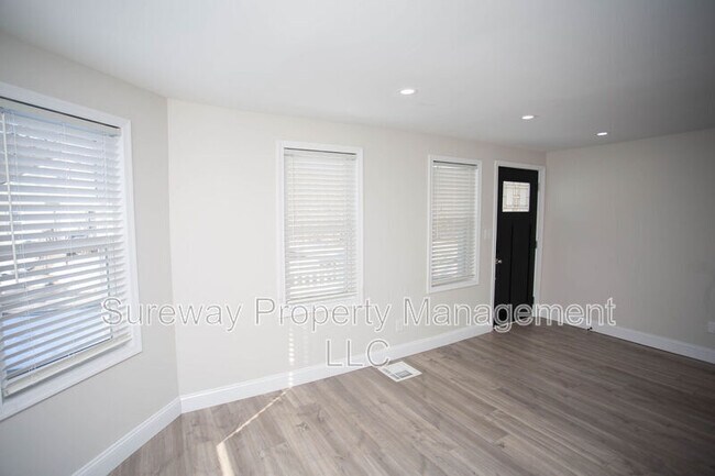 Photo - 200 Chestnut St