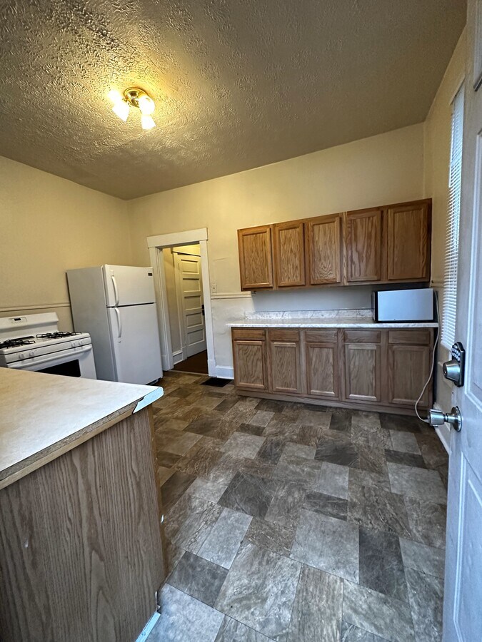 Photo - 1624 Summit St