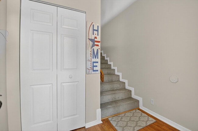 Photo - 7677 Lexington Club Blvd Unidad C