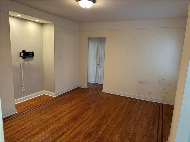 Photo - 130 Bay Ridge Pkwy