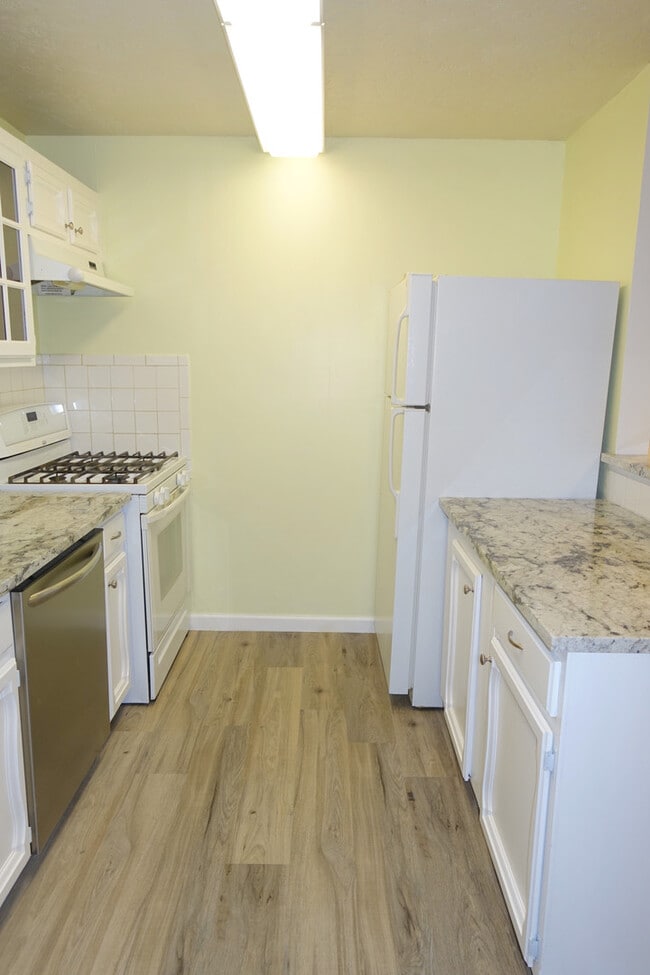 Photo - Updated Condo in Park-Like Setting