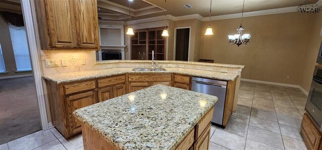 Photo - 1608 Tanglewood Dr