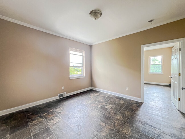 Photo - 45 Ridge Ave Unit 2 Floor