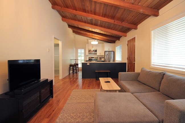 Photo - 11330 SW Tigard St