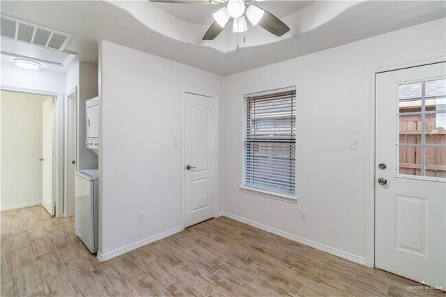 933 English Ave Unit C