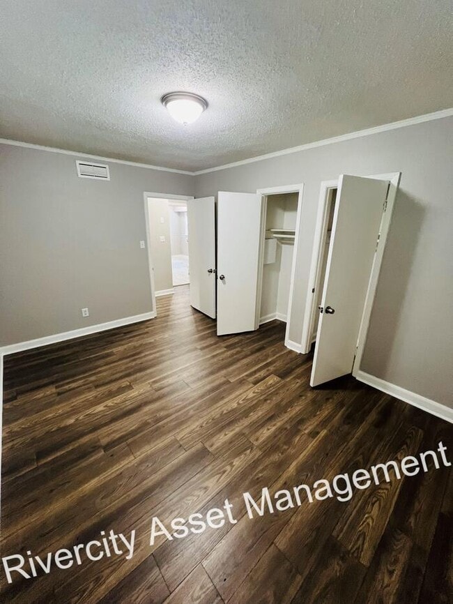 Photo - NEWLY RENOVATED HOME!!!!!! SECTION 8 FRIEN...