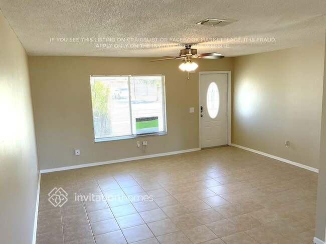 Photo - 806 Tappen Ct NE