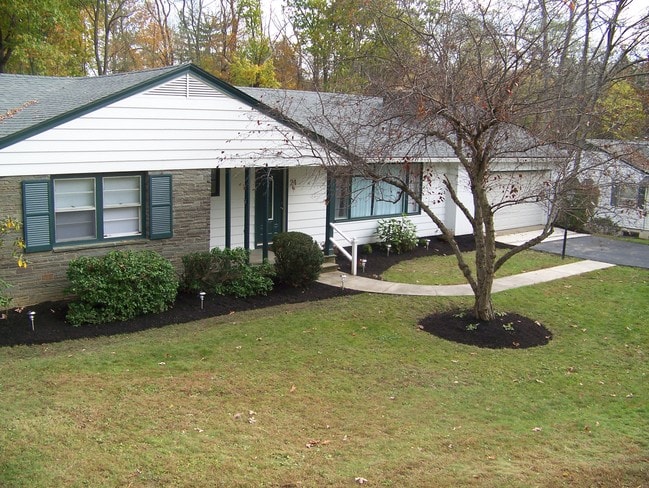 Great neighborhood - 24 Forest Hills Dr