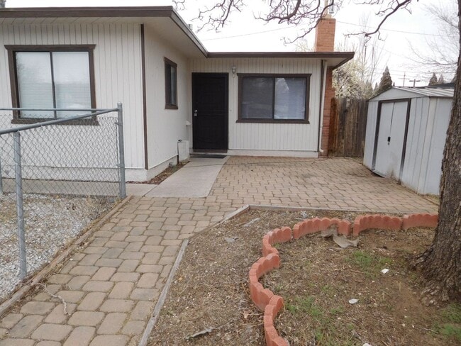 Photo - 5 Bedroom , 3 Bath Home close to UNR