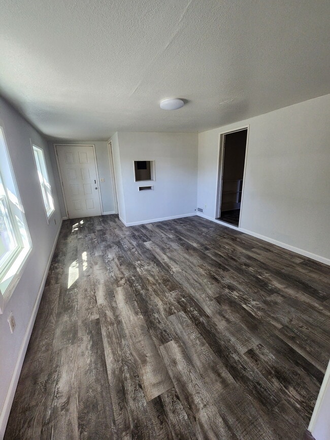 Photo - 3125 E John L Ave