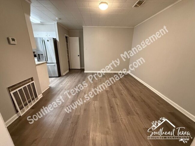 Photo - 445 N 18th St